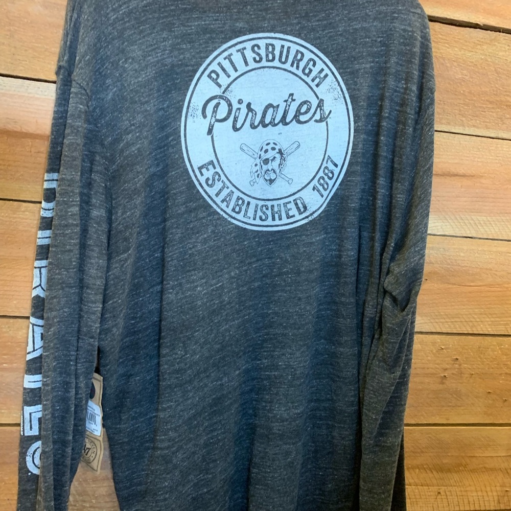 Pittsburgh Pirate long sleeve shirt